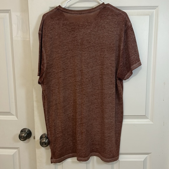 Buckle Brown Short Sleeve Tee Relaxed Fit size XL - Picture 4 of 5